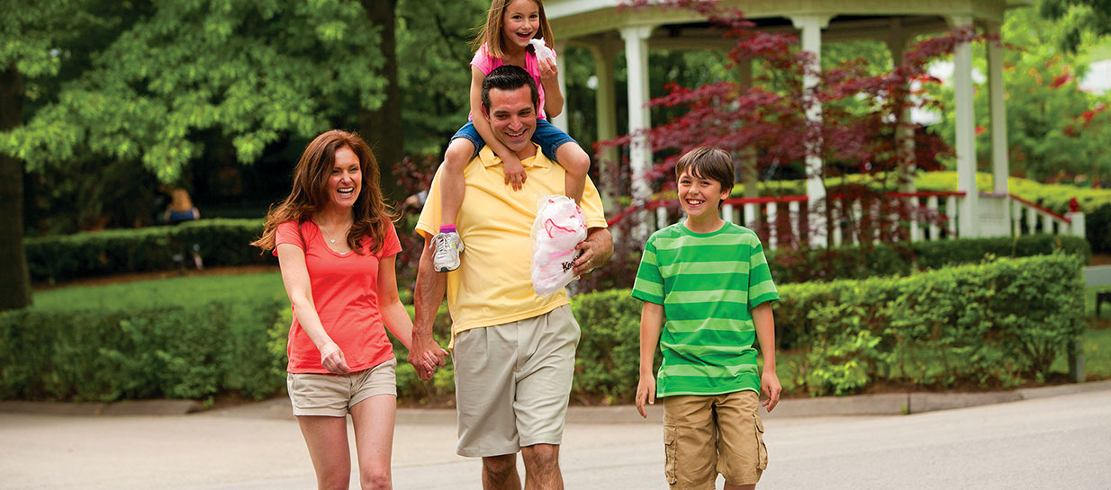 8 Amusement Park Safety Tips for Parents 