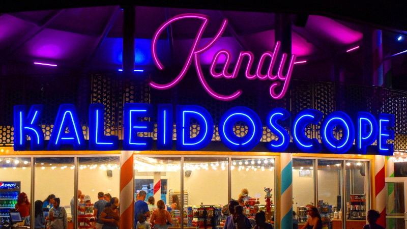 Burger at the water park