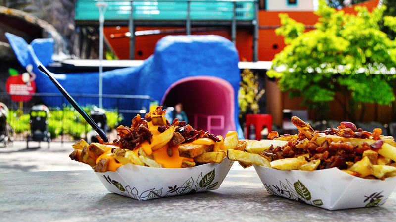 Burger at the water park